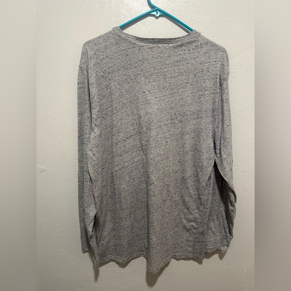 Old Navy Heathered Gray Henley Top - Picture 4 of 4